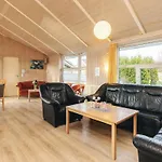 4 Star In Ottendorf Holiday home *