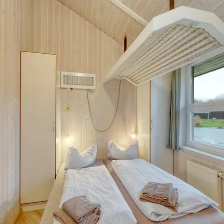 4 Star In Ottendorf