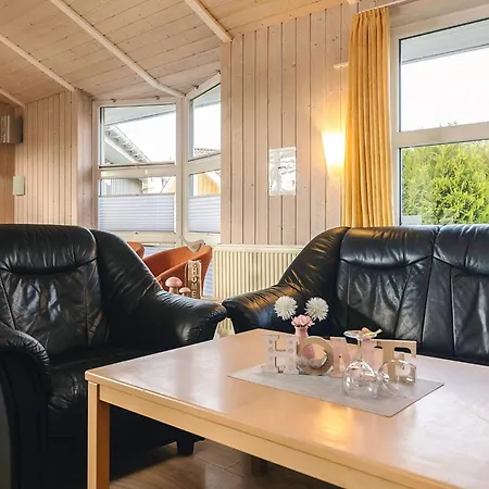 4 Star In Ottendorf Holiday home